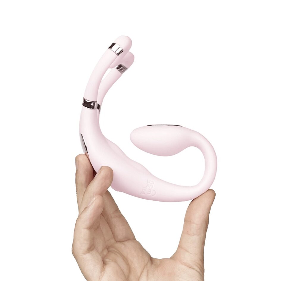 n12754 adrien lastic venus hands free double vibrator 8